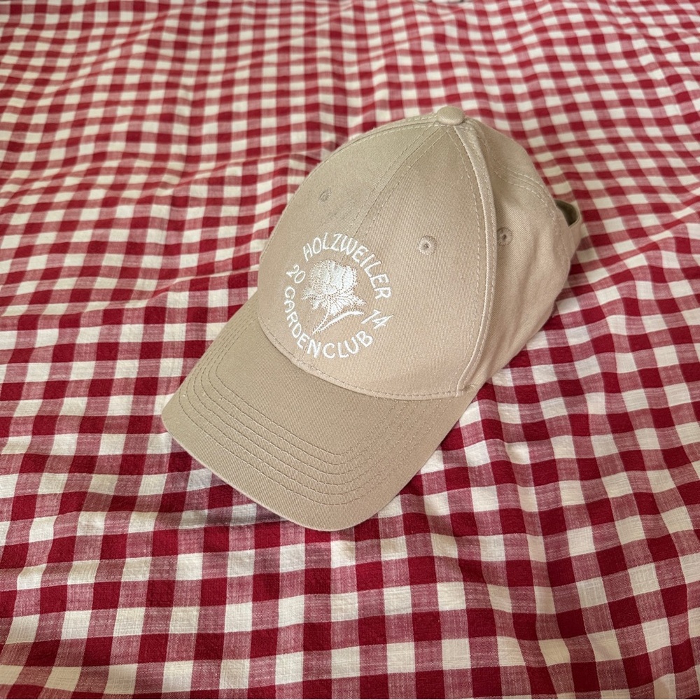 Holzweiler baseball hat